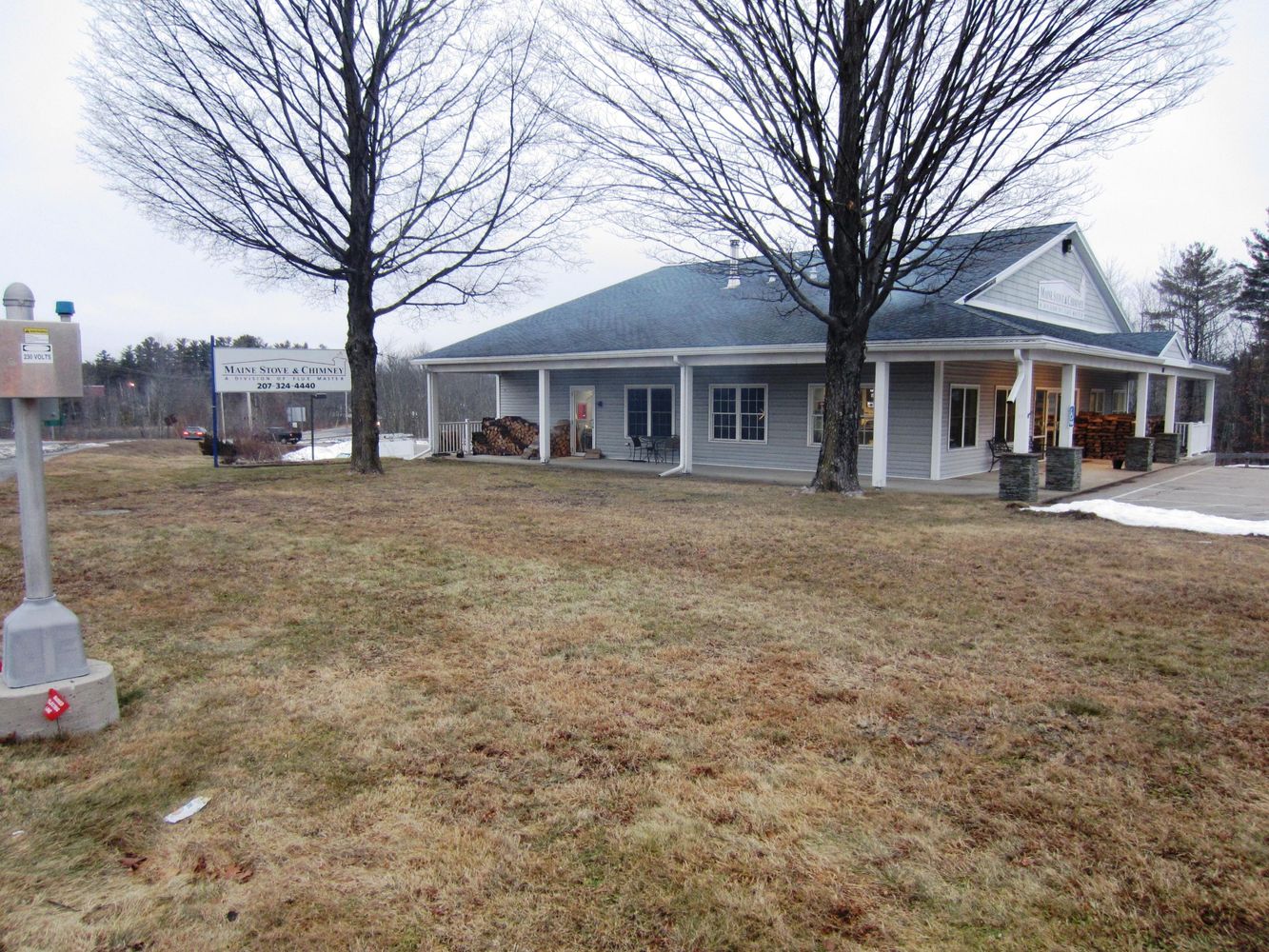 1438 Main St, Sanford, ME 04073